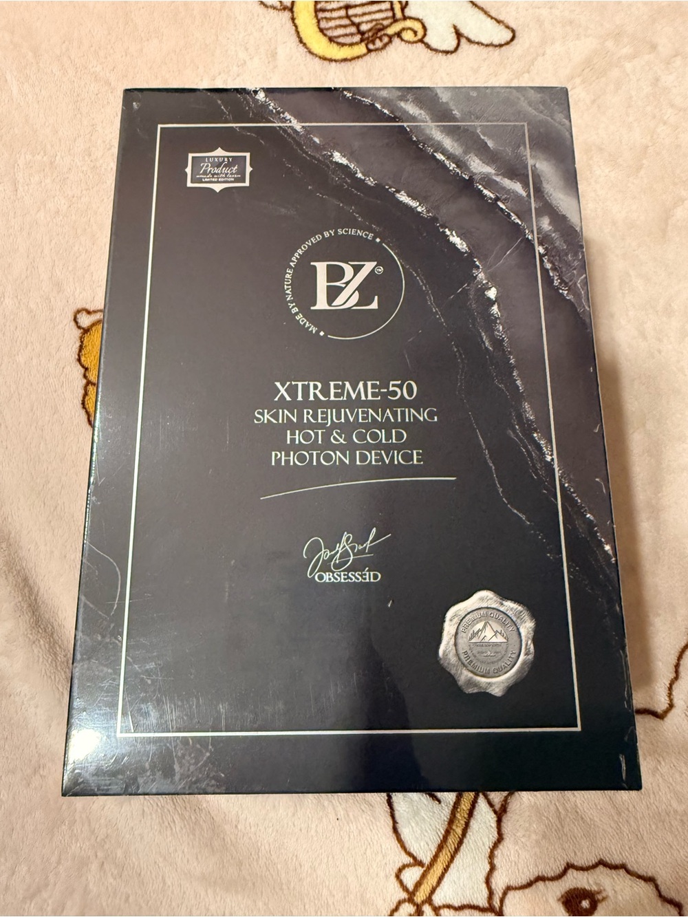 NWT BZ Xtreme-50 Skin Rejuvenating Photon Device - Black with Gold Accents